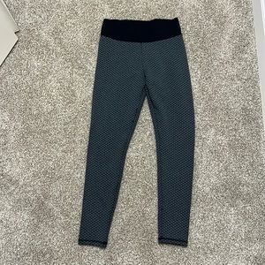 Wore once black and gray leggings workout tights size M